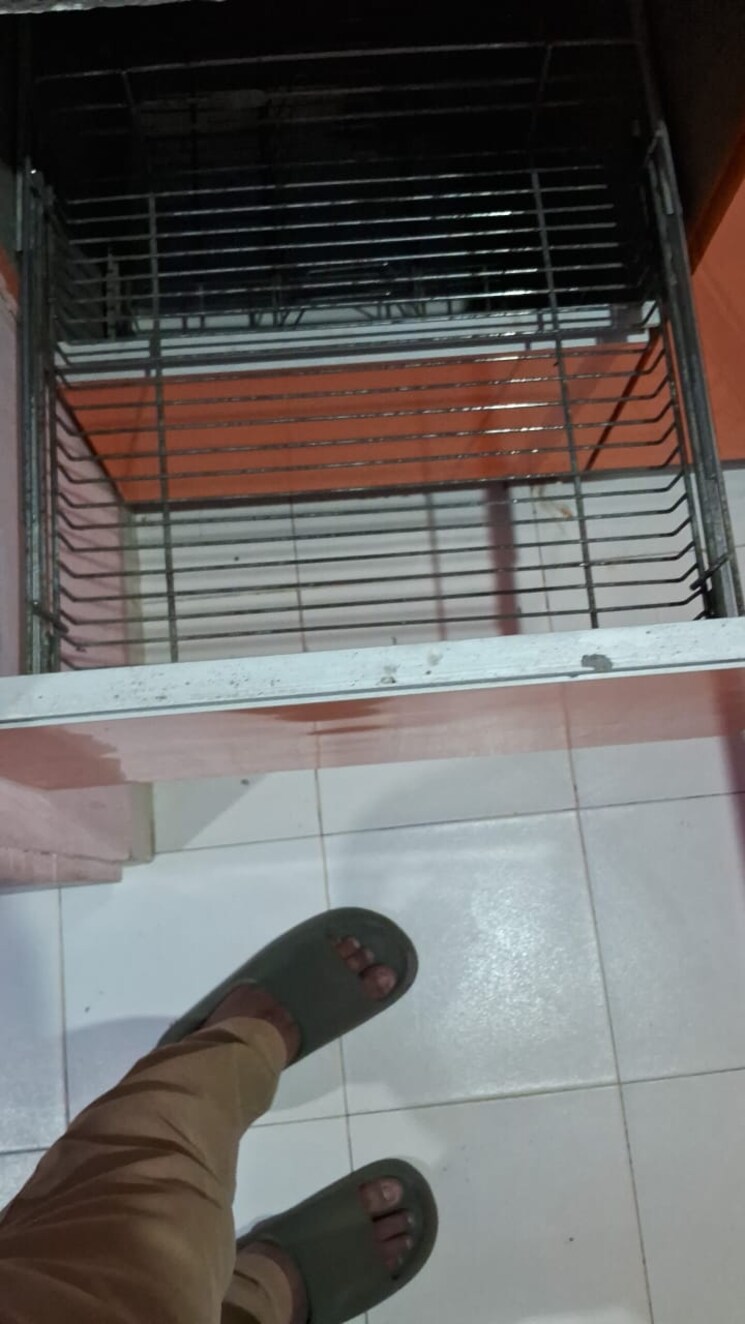 Bathroom, sector 85 3 Bedroom 160 Sq.Yd. Builder Floor In Sector 85 Faridabad 9251016