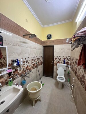 Bathroom in 6 BHK Independent House at Indira Nagar – for Sale