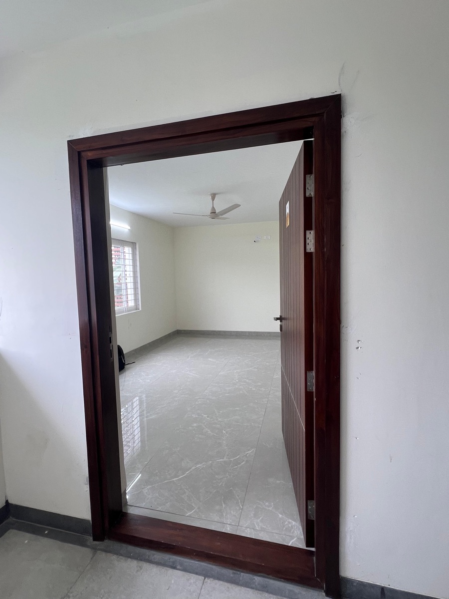 2 BHK Apartment For Sale in Hallmark Sunnyside