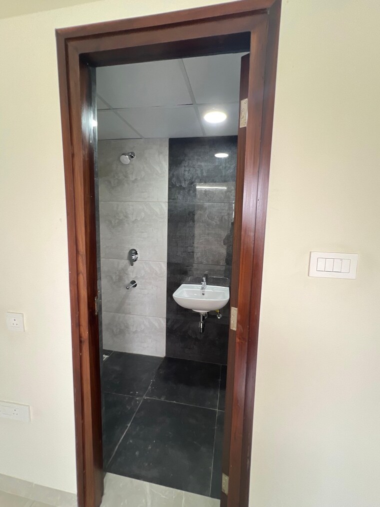 Bathroom, hallmark-sunnyside 2 Bedroom 1145 Sq.Ft. Apartment In Manchirevula Hyderabad 9251015