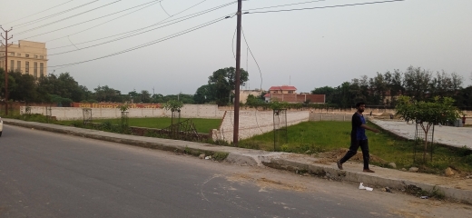 Plot For Sale in Faizabad Road