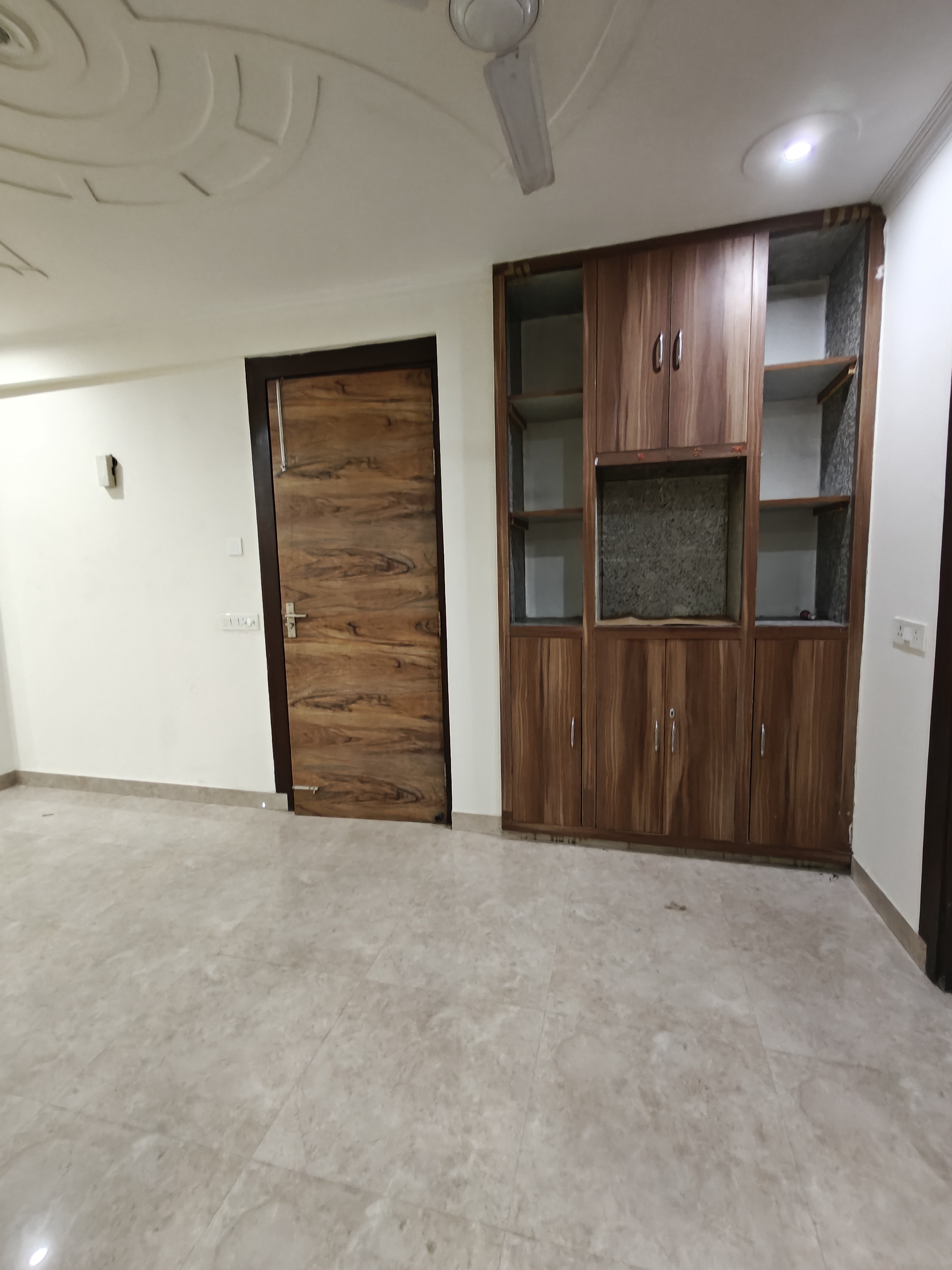 3 BHK Builder Floor For Rent in Sushant Lok 2