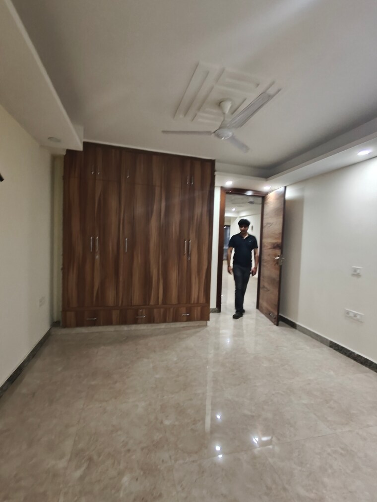 Room, sushant-lok-2 3 Bedroom 200 Sq.Yd. Builder Floor In Sector 57 Gurgaon 9251058