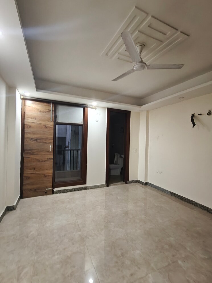 Room, sushant-lok-2 3 Bedroom 200 Sq.Yd. Builder Floor In Sector 57 Gurgaon 9251058