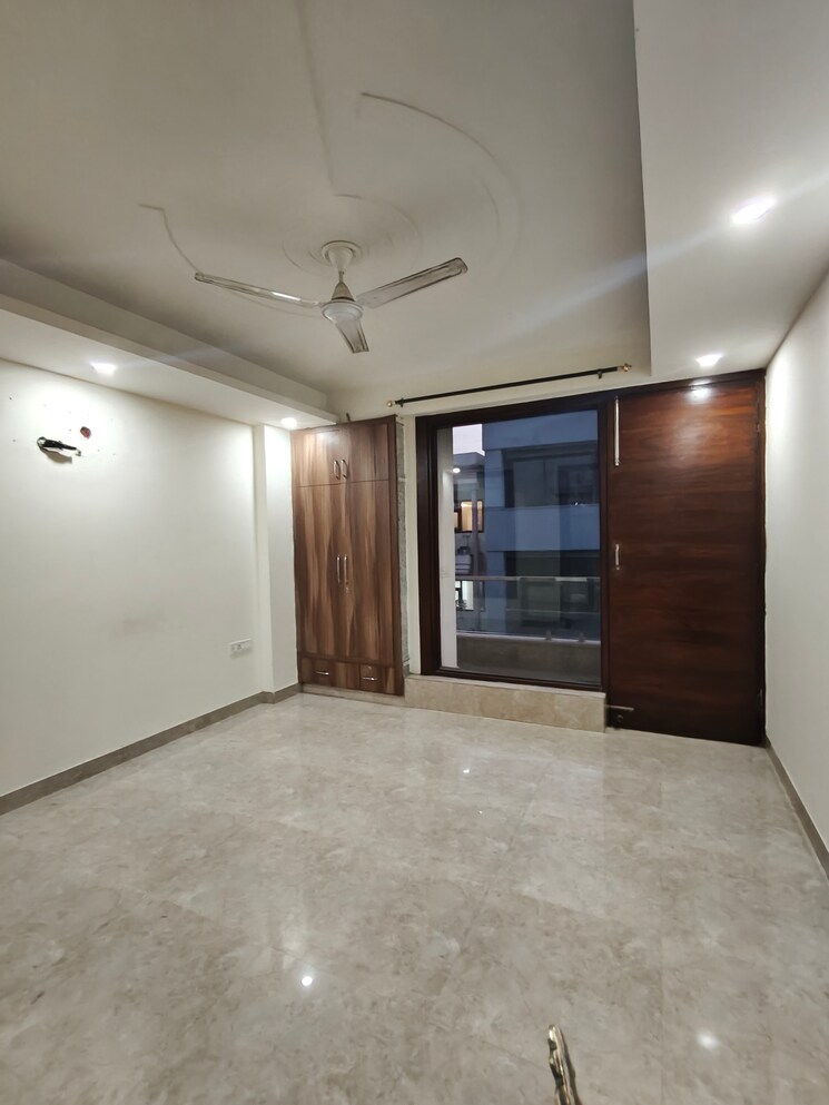 Room, sushant-lok-2 3 Bedroom 200 Sq.Yd. Builder Floor In Sector 57 Gurgaon 9251058