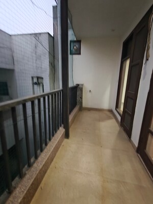 Balcony in 3 BHK Builder Floor at Sushant Lok 2, Sector 57 – for Rent