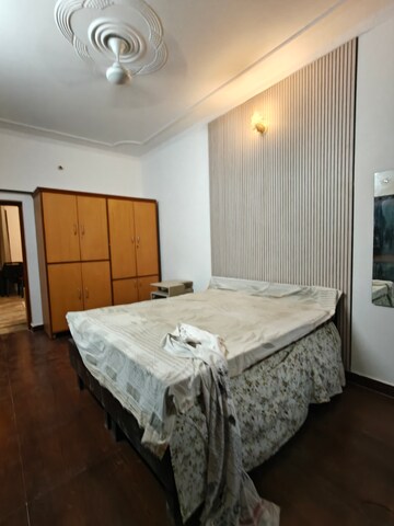 2 BHK Builder Floor For Rent in Sector 43