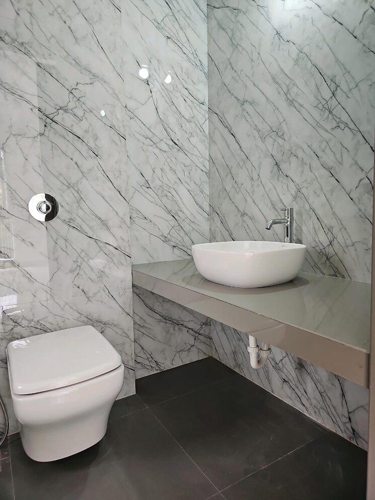 Bathroom, nirman-adi 3 Bedroom 1400 Sq.Ft. Apartment In Kalyani Nagar Pune 9251104