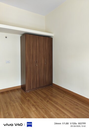 Room in 2 BHK Builder Floor at Indiranagar – for Rent
