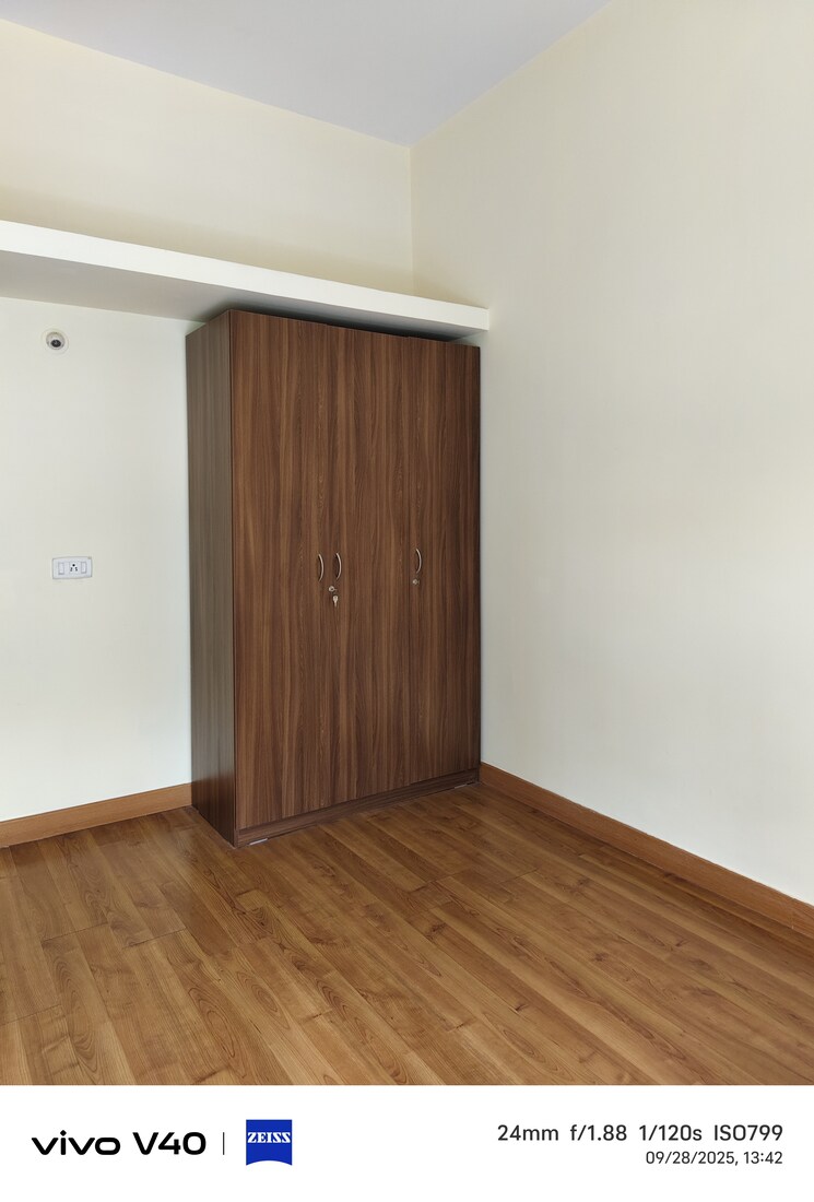 Room, indiranagar 2 Bedroom 1000 Sq.Ft. Builder Floor In Indiranagar Bangalore 9251109