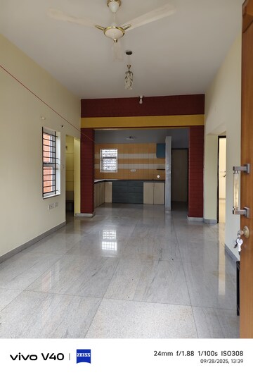 Room in 2 BHK Builder Floor at Indiranagar – for Rent