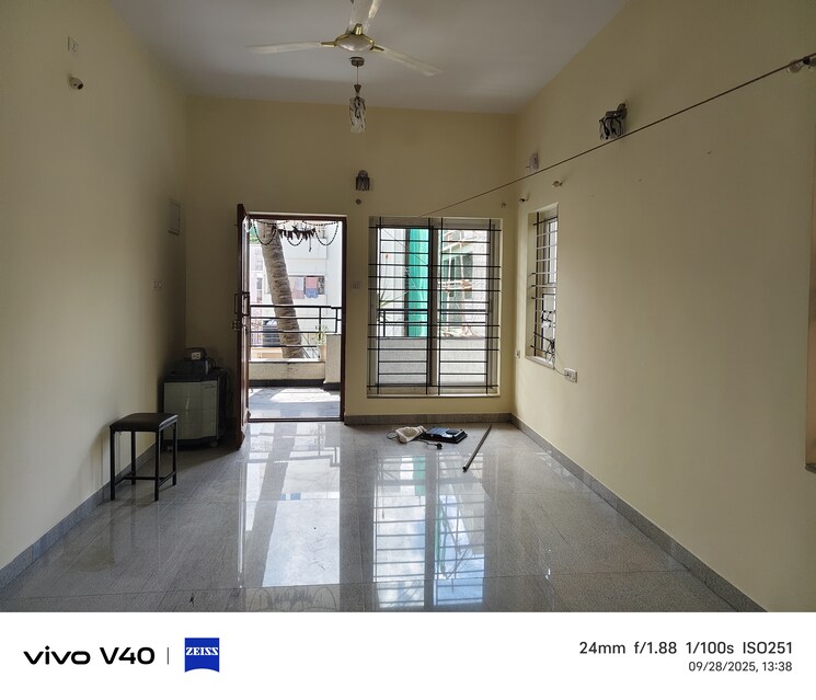 Room, indiranagar 2 Bedroom 1000 Sq.Ft. Builder Floor In Indiranagar Bangalore 9251109