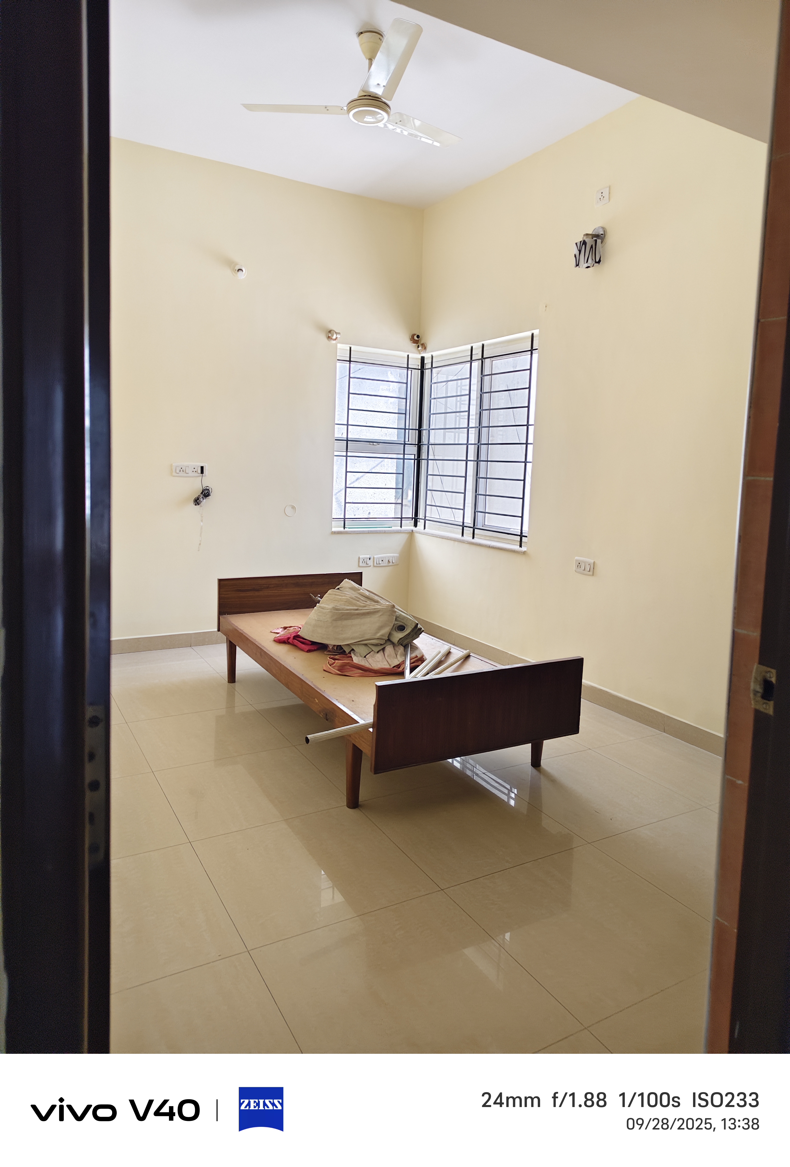 2 BHK Builder Floor For Rent in Bindu Building