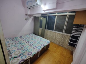 Bedroom in 1.5 BHK Apartment at Satellite Glory, Andheri East – for Rent