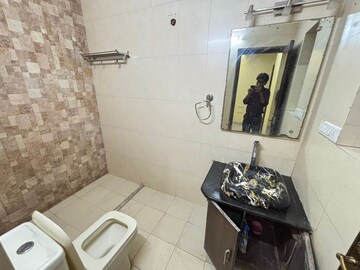 Attached Bathroom in 2 BHK Apartment at Vasant Kunj – for Rent