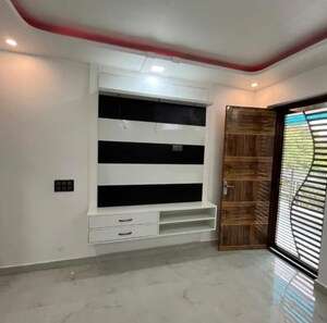 Room in 3.5 BHK Builder Floor at Ashok Vihar Phase 2 – for Sale