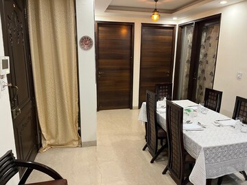 Hall in 3 BHK Builder Floor at South Extension ii – for Rent