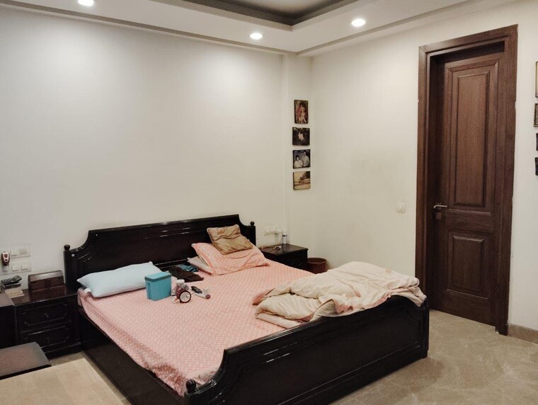 Bedroom, greater kailash ii 4 Bedroom 2450 Sq.Ft. Builder Floor In Greater Kailash ii Delhi 9251180