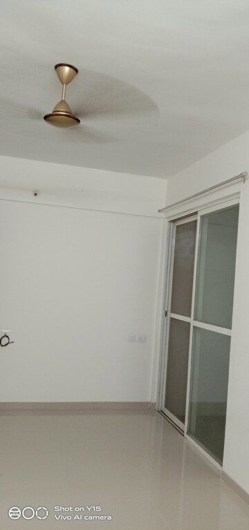 Room in 1 BHK Apartment at Pristine Greens, Moshi – for Rent