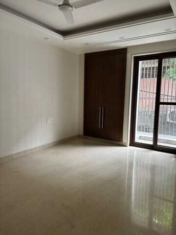 Room in 4 BHK Builder Floor at Greater Kailash I – for Rent