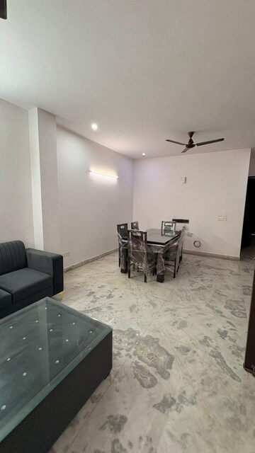 Team Area in 2 BHK Builder Floor at Sector 51 – for Rent