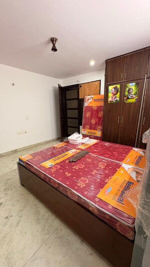 Bedroom in 2 BHK Builder Floor at Sector 51 – for Rent