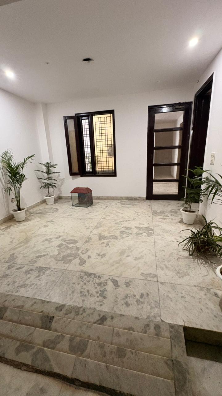 2 BHK + Pooja Room Builder Floor For Rent in Sector 51