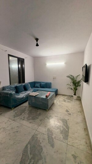 Bedroom in 2 BHK Builder Floor at Sector 51 – for Rent