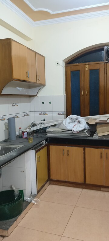 Kitchen in 1 BHK Villa at RWA Apartments Sector 52, Sector 52 – for Rent