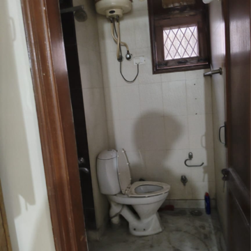Bathroom in 2 BHK Builder Floor at Malviya Nagar – for Rent