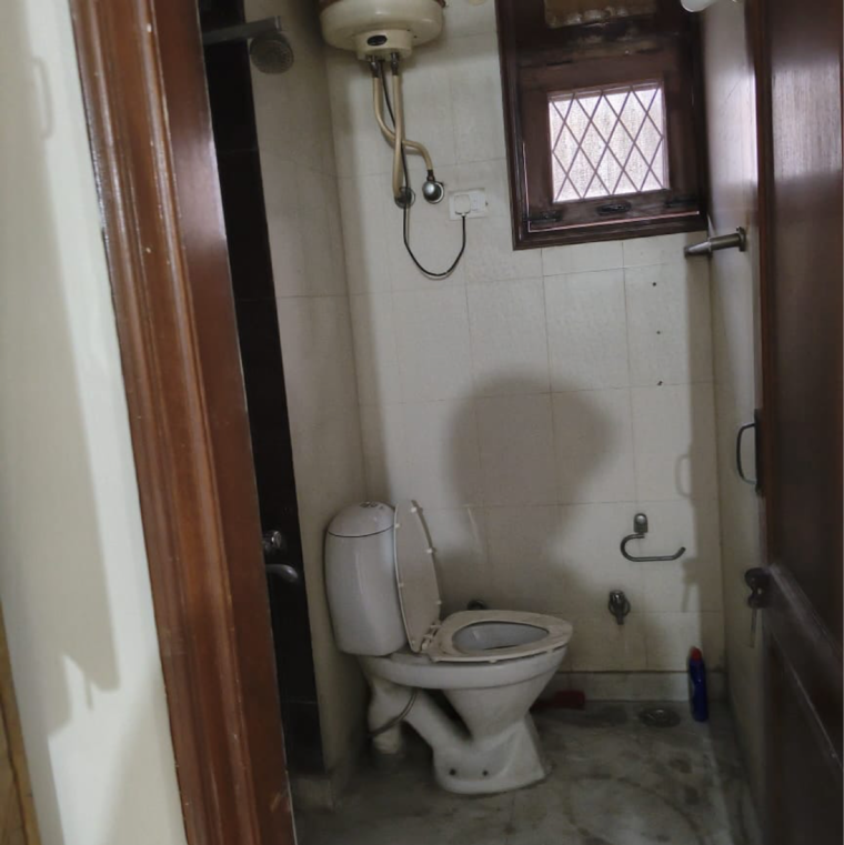 Bathroom, malviya nagar 2 Bedroom 800 Sq.Ft. Builder Floor In Malviya Nagar Delhi 9251192