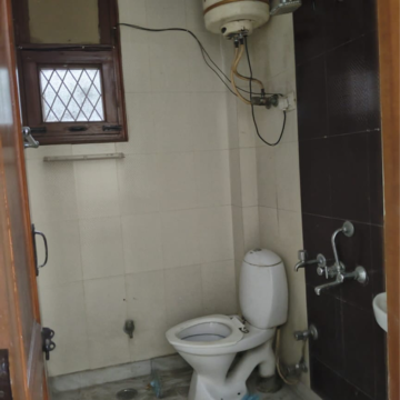 Bathroom in 2 BHK Builder Floor at Malviya Nagar – for Rent
