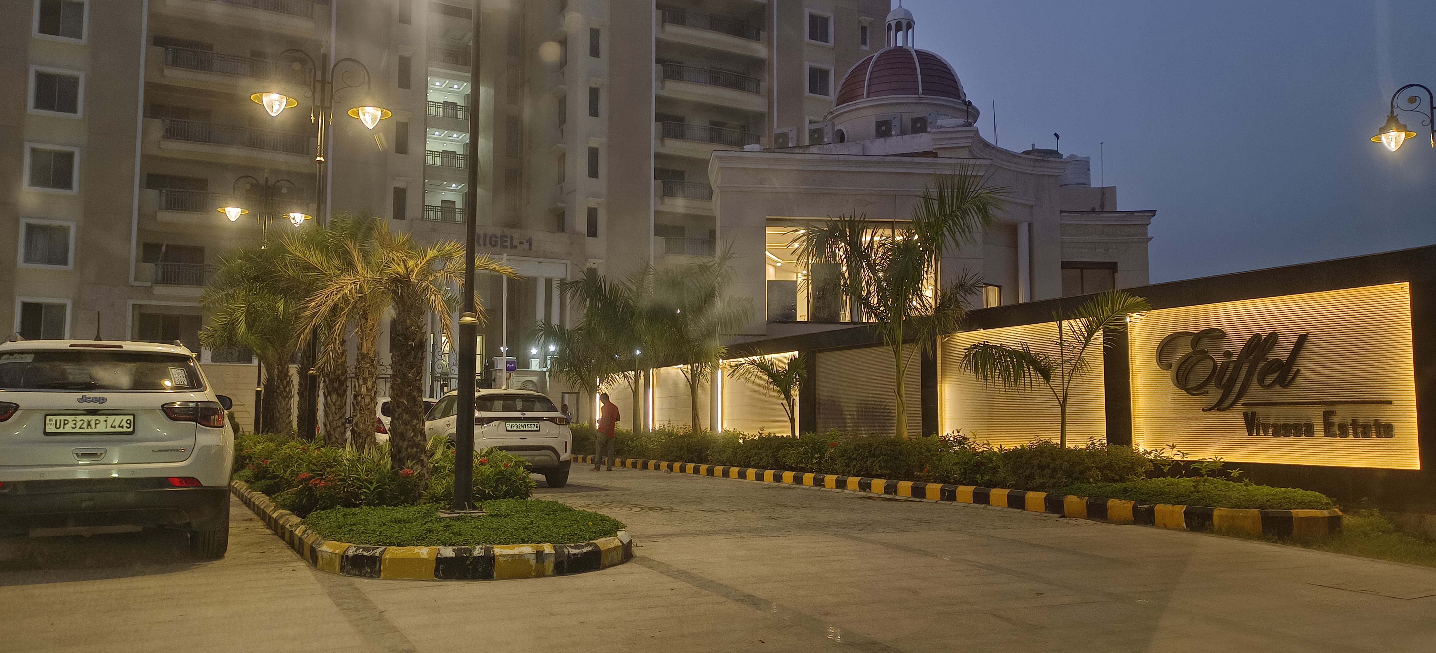 4 BHK + Servant Room 2945 Sq.Ft. Apartment in Eiffel Vivassa Estate