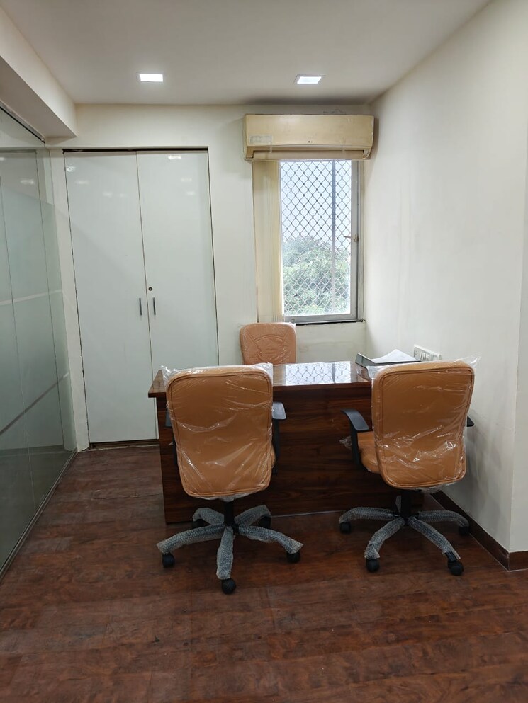 Team Area, kanakia-wall-street Commercial Office Space 9800 Sq.Ft. In Andheri East Mumbai 9251249