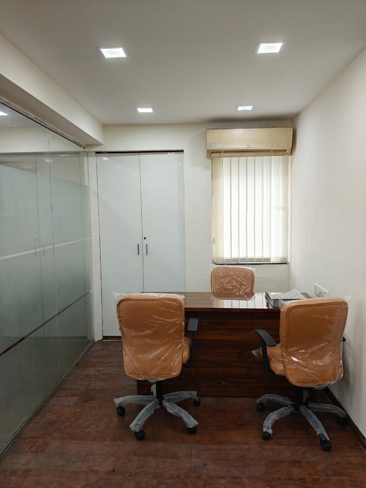 Living Room, kanakia-wall-street Commercial Office Space 9800 Sq.Ft. In Andheri East Mumbai 9251249
