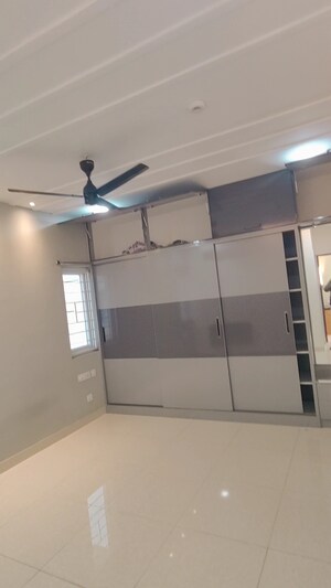 Furnished Amenities in 2.5 BHK Apartment at Prestige High Fields, Gachibowli – for Rent