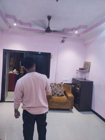 Team Area in 1 BHK Apartment at Kurla West – for Rent