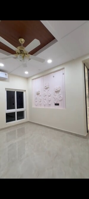 Room in 3 BHK Apartment at City Center Banjara Hills, Banjara Hills – for Rent