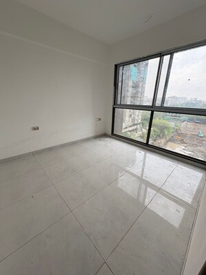 Room in 3 BHK Apartment at Hubtown Rising City, Ghatkopar East – for Sale