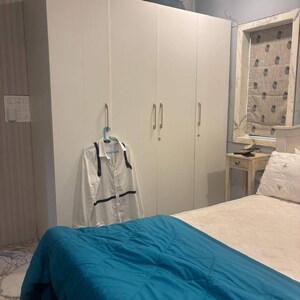 Bedroom in 2 BHK Apartment at Sankalp Apartment Bandra West, St. Peters Colony – for Rent