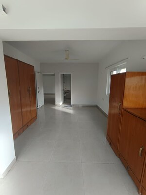 Room in 2 BHK Apartment at Accel CF, Cunningham Road – for Rent