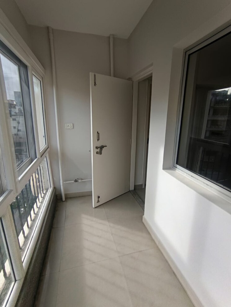 Balcony, accel-cf 2 Bedroom 1580 Sq.Ft. Apartment In Cunningham Road Bangalore 9251344