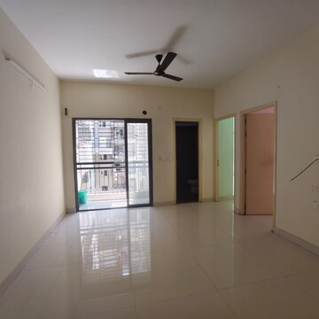 Room in 2 BHK Apartment at Sunland Residency, Bablatala – for Rent