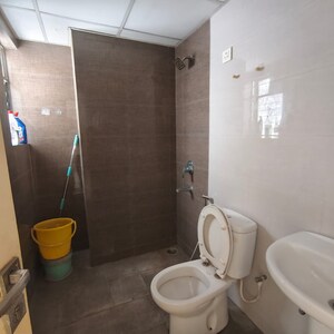 Bathroom in 2 BHK Apartment at Sunland Residency, Bablatala – for Rent