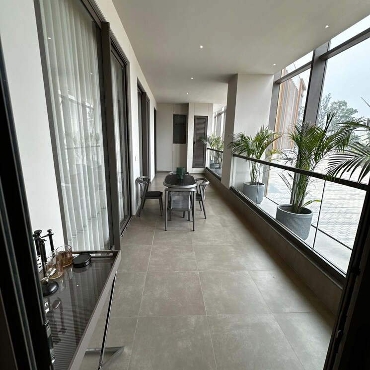 Balcony, urban-the-zirk 3 Bedroom 1750 Sq.Ft. Apartment In High Ground Zirakpur 9251359