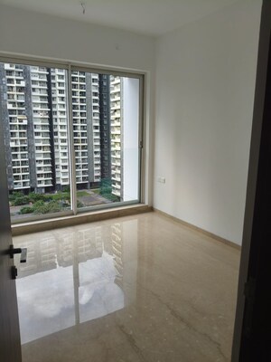 Room in 2 BHK Apartment at Courtyard by Narang Realty and The Wadhwa Group, Pokhran Road No Two – for Rent