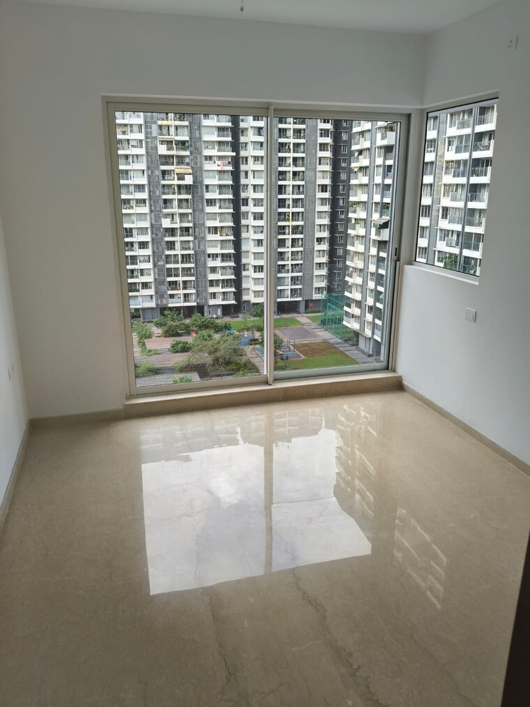 Room, courtyard-by-narang-realty-and-the-wadhwa-group 2 Bedroom 830 Sq.Ft. Apartment In Pokhran Road No Two Thane 9251367