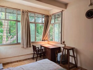 Living Room in  Pg at Fergusson College Road – for Rent