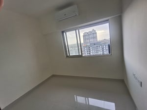 Room in 2 BHK Apartment at Je And Vee Om Trimurti, Malad East – for Rent