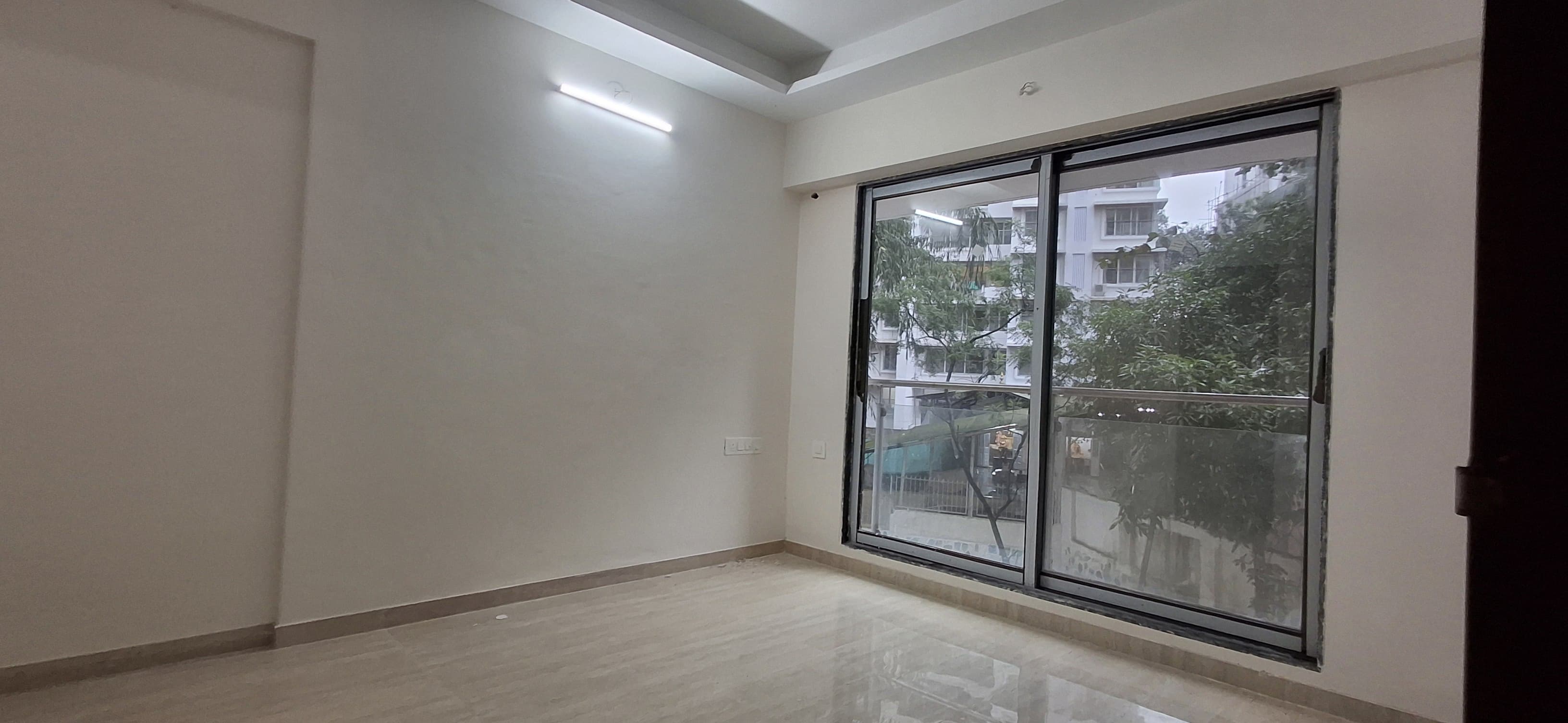 2 BHK + Pooja Room Apartment For Rent in Je And Vee Om Trimurti